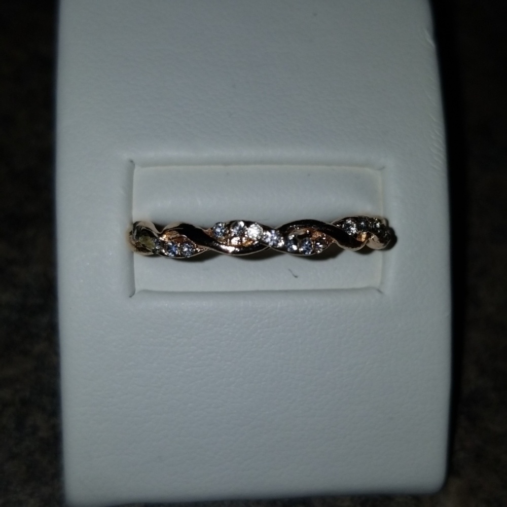 Rose gold size 10 ring